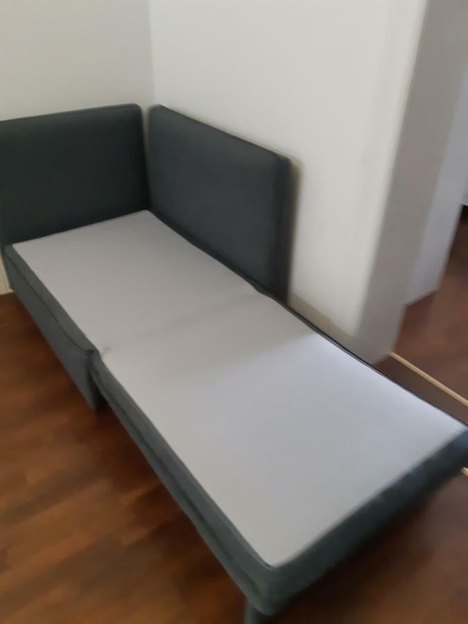 Remontoitu Asunto Vanhassa Talossa - Renovated Apartment At The Heart Of ตูร์กู ภายนอก รูปภาพ